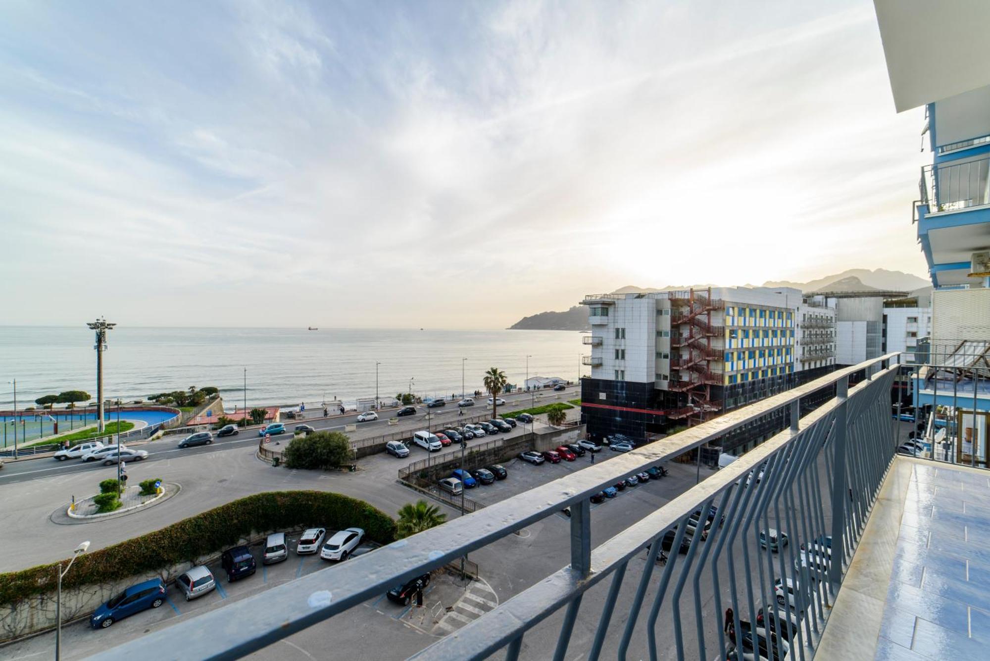 Salsedine Apartment Salerno Esterno foto